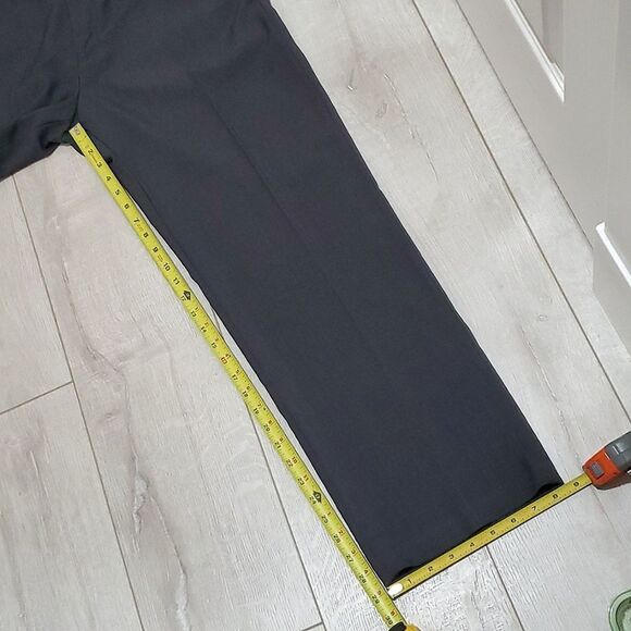 HAGGAR DRESS PANTS, 34x30, FLAT-FRONT, DARK GRAY, POLYESTER, CLASSIC FIT - Picture 9 of 14